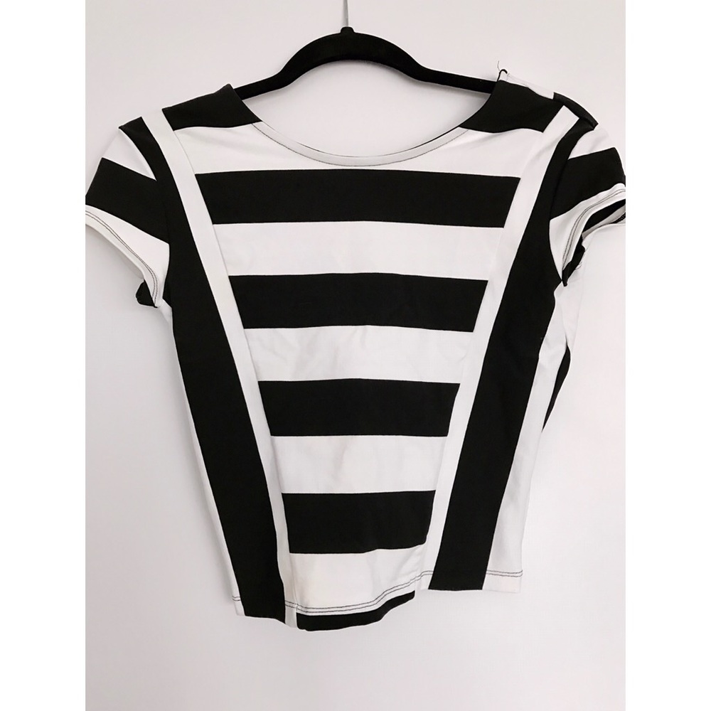 Bebe Crop Top