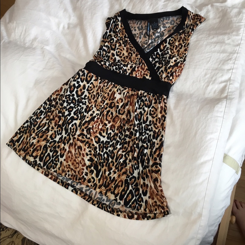 Leopard/Cheetah Sleeveless Tunic