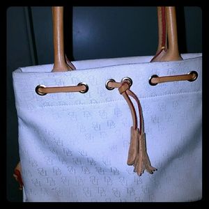 Dooney and Bourke Clutch Purse Dooney and Bourke Clutch Purse