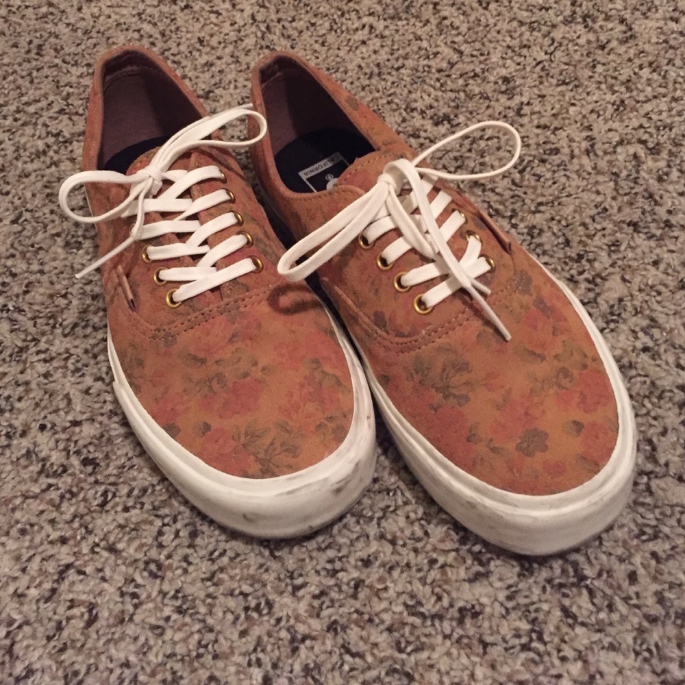 Suede floral vans