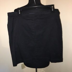 Gap maternity skirt