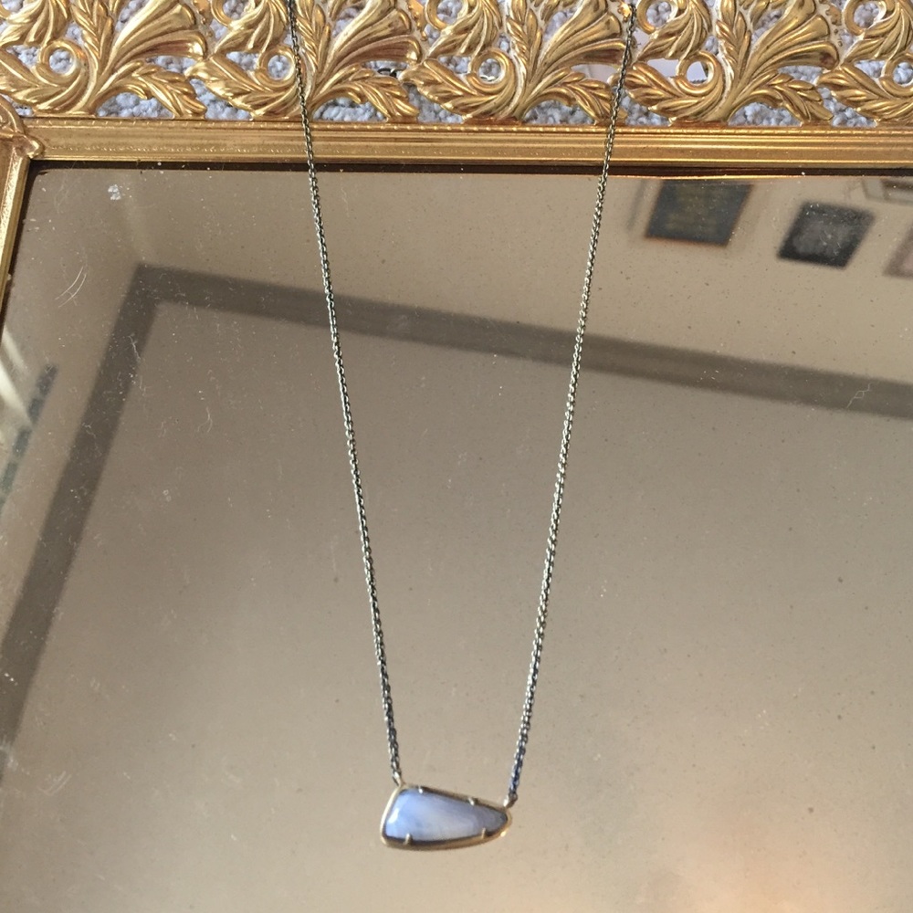 Kendra Scott Etta Necklace