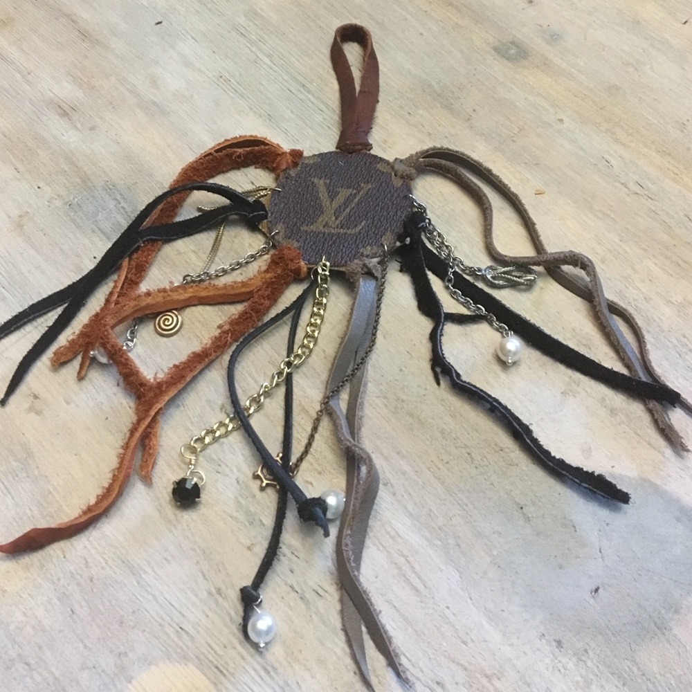Genuine leather key chain/bag charm