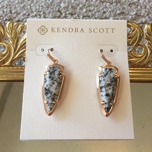 Kendra Scott Katelyn Marble Arrow Earrings