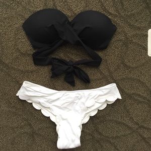 Black strapless wrap bikini top
