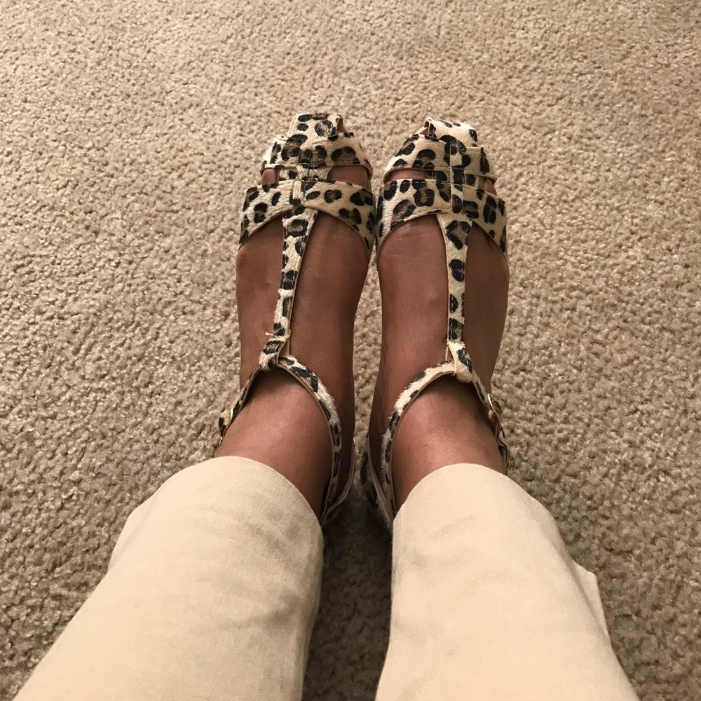 Leopard print shoes🌞