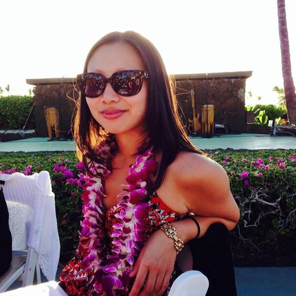 Meet your Posher, Gloria