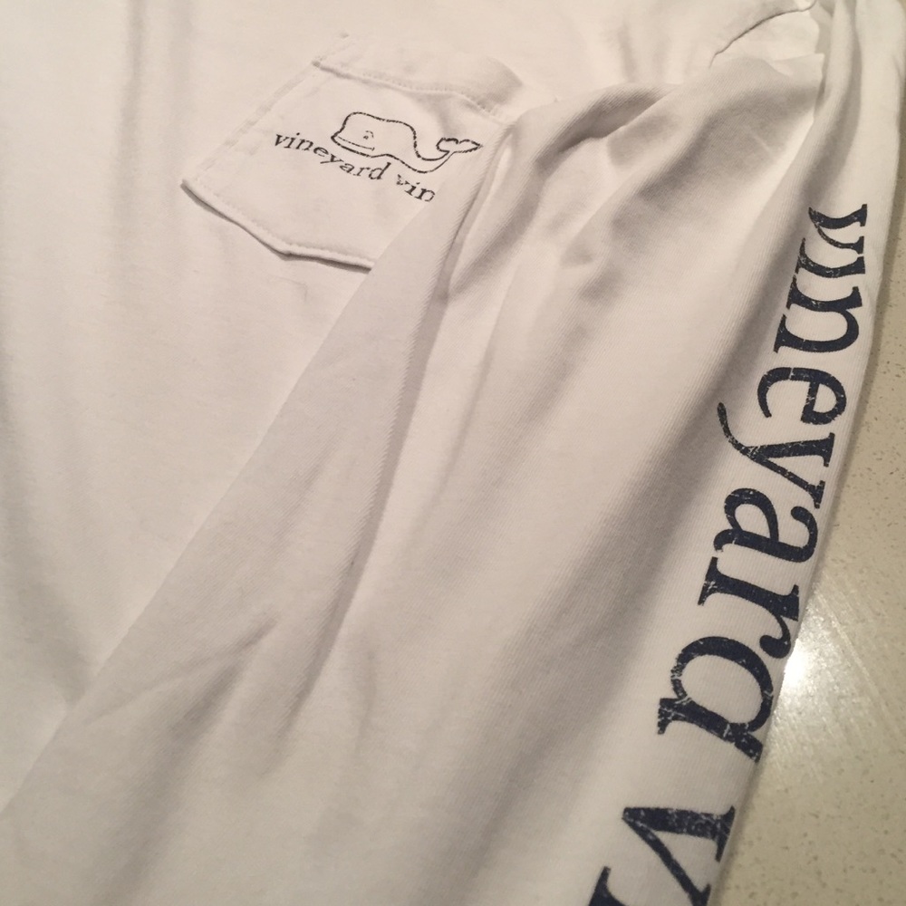 Long sleeve vineyard vines shirt