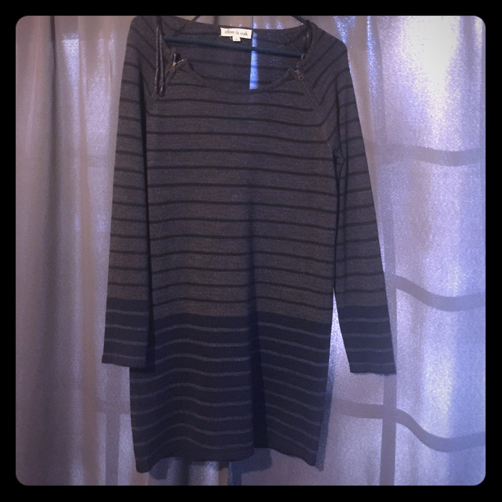 Sweater dress-Olive and Oak