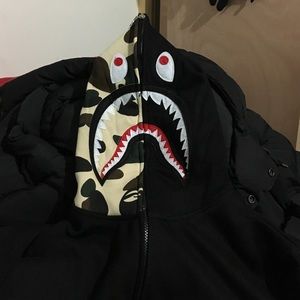 Babe shark hoodie , 120 OBO
