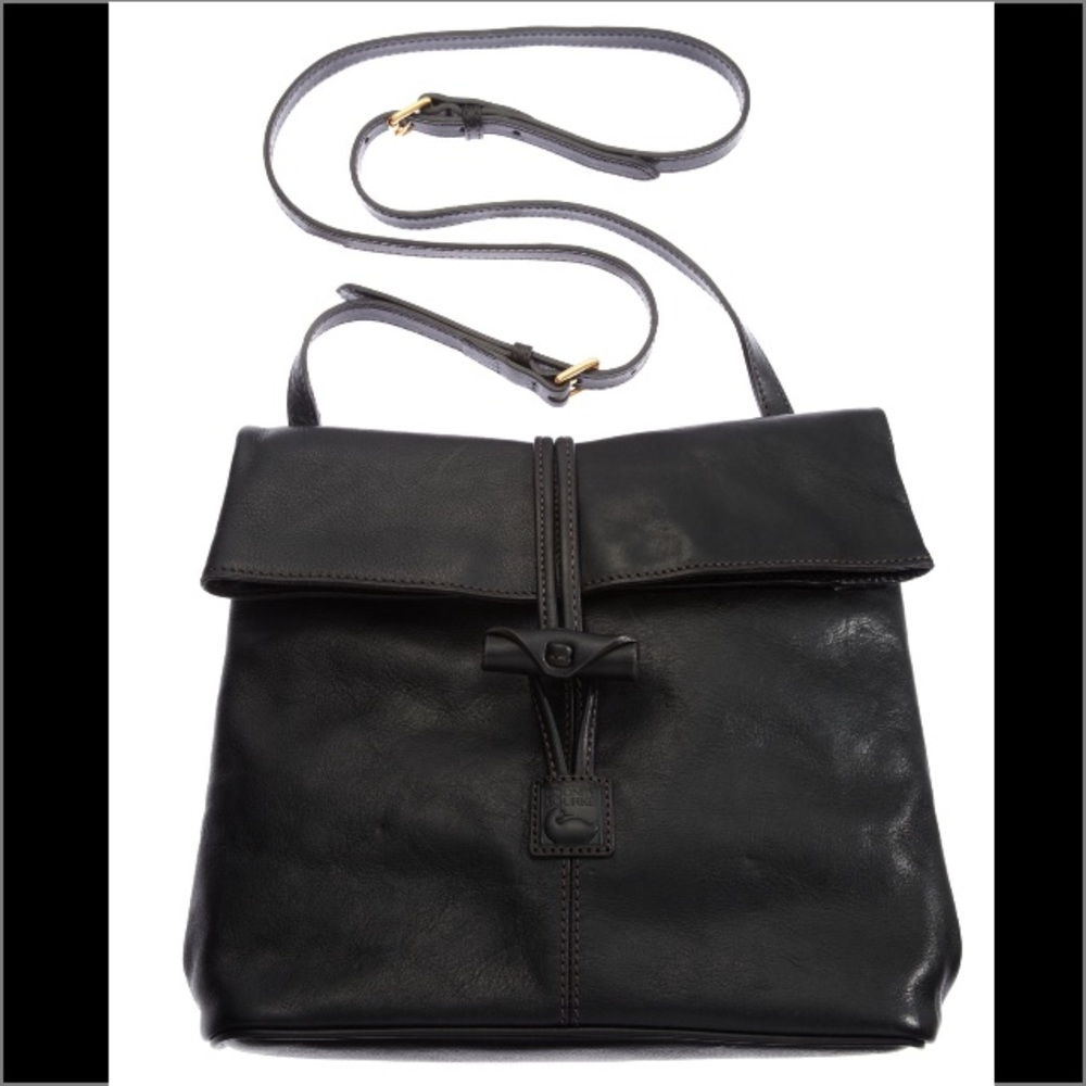 Dooney & Bourke medium toggle crossbody bag