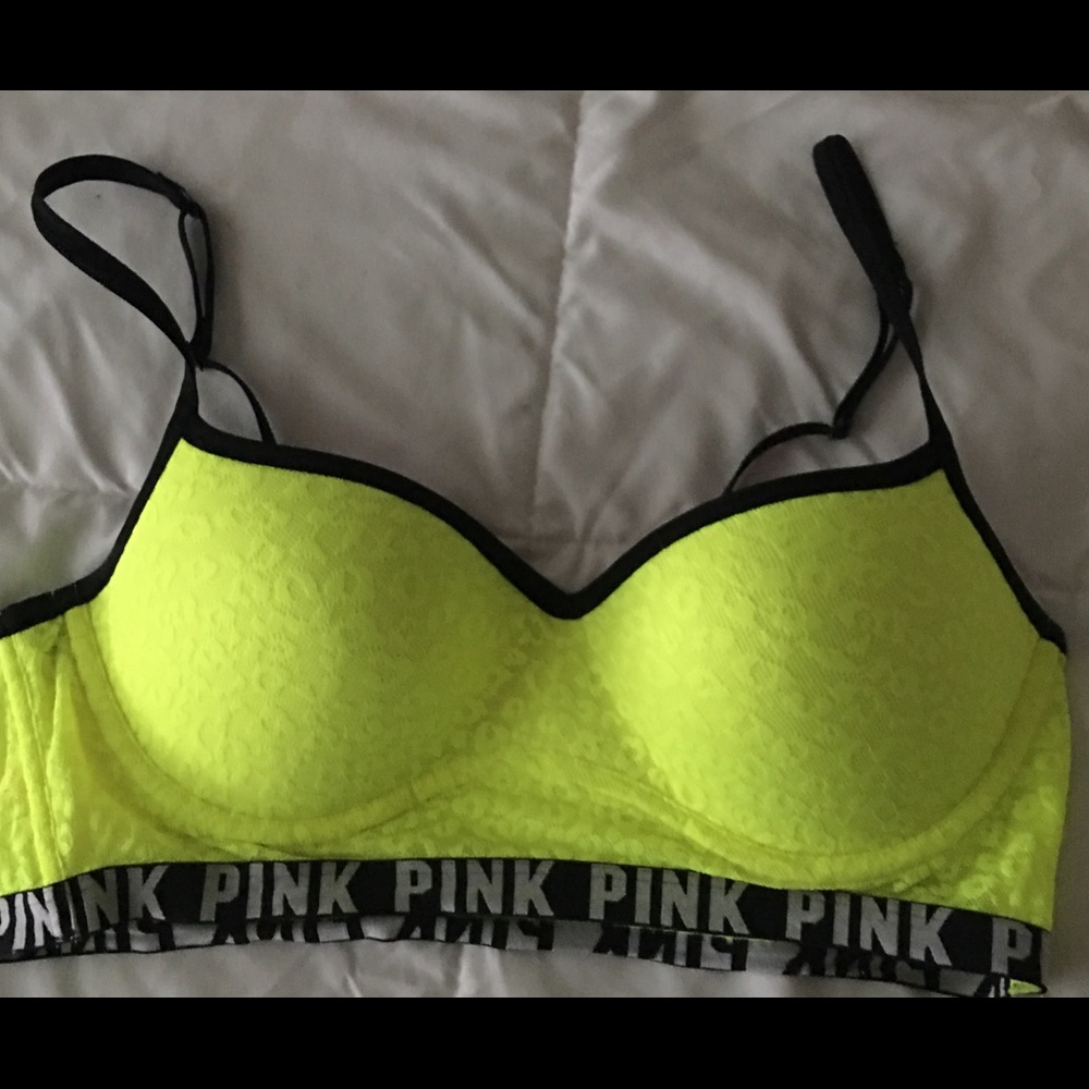 NWOT, VS PINK Bralette L