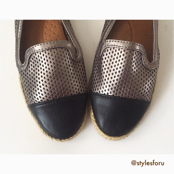 Mad Love Shoes - Silver/black perforated espadrilles