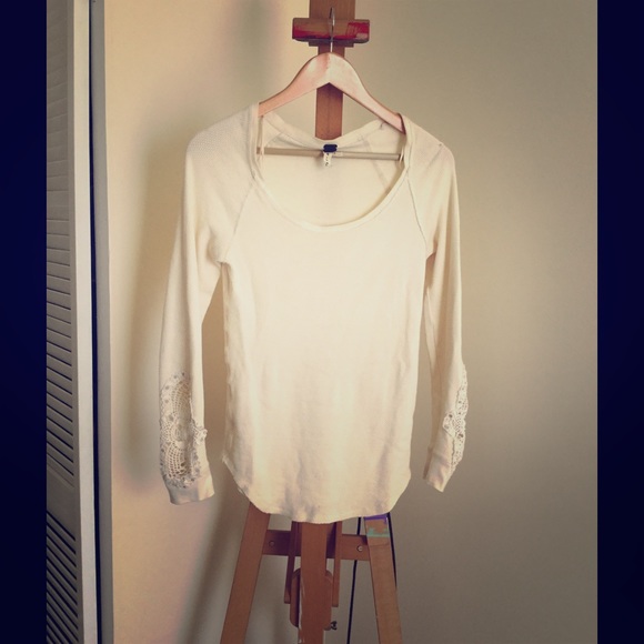 🚫SOLD🚫🌈Free People ivory lace cuff thermal L🌈 - Picture 3 of 4