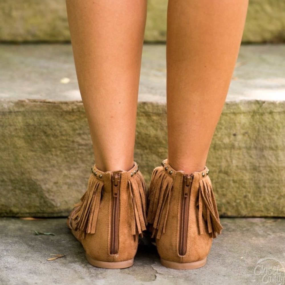 NIB Boho Gladiator Fringe Sandals - Picture 5 of 6