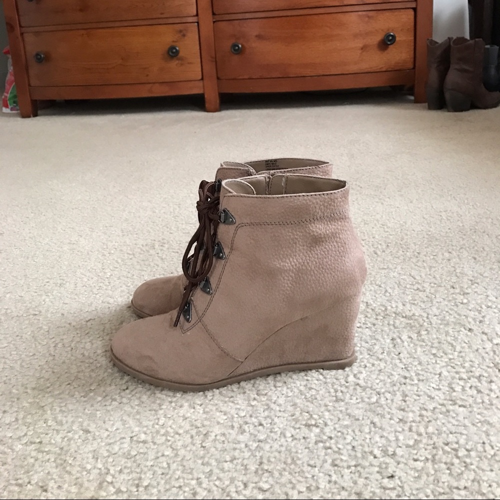 Faux suede booty boots❤