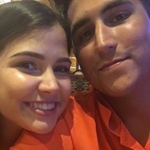 Meet your Posher, Aj