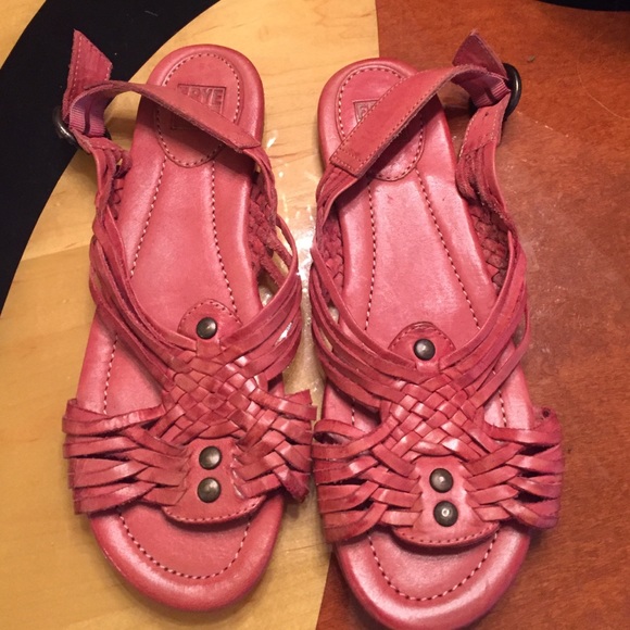 FRYE Jacey Huarache Red Orange Sandal 8.5 - Picture 2 of 3