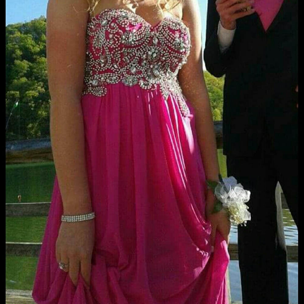 Pretty Hot Pink Prom dress!