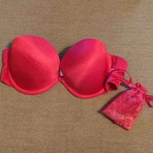 34B Victoria's Secret Strapless Bra