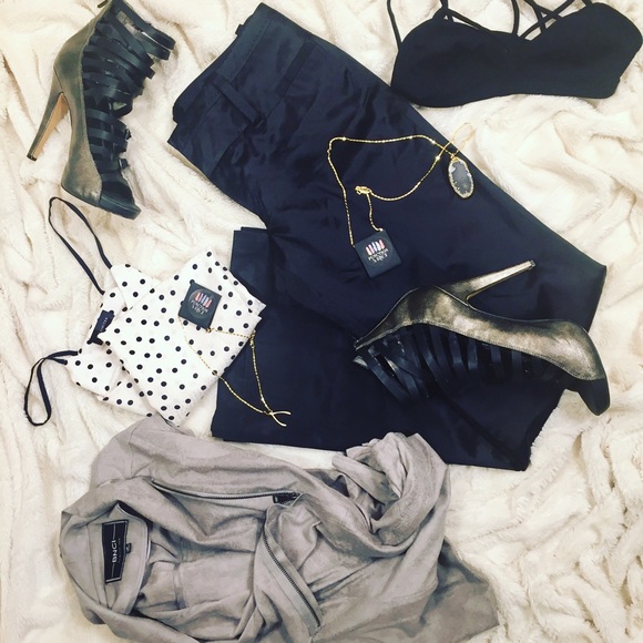 Banana Republic Silk Blend Black Long Ryan Trouser - Picture 2 of 8