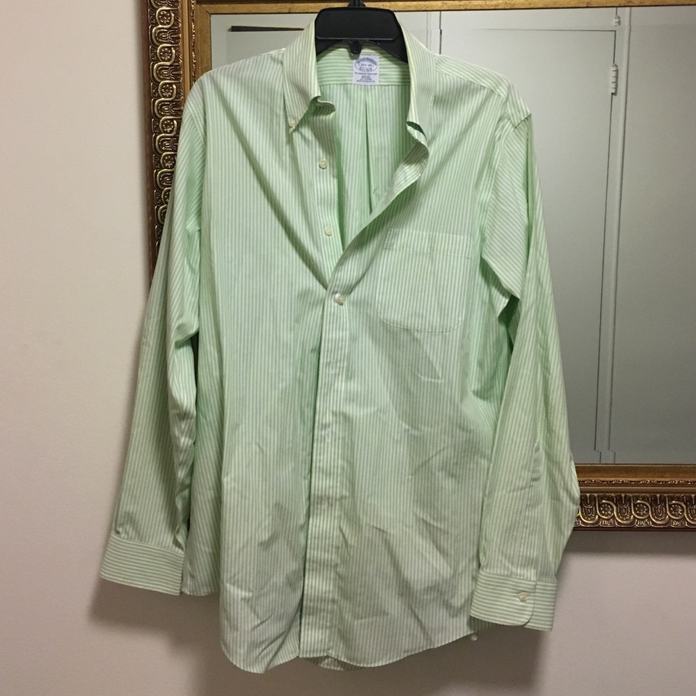Brooks Brothers non iron slim fit dress shirt