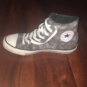 Gray tie dye converse