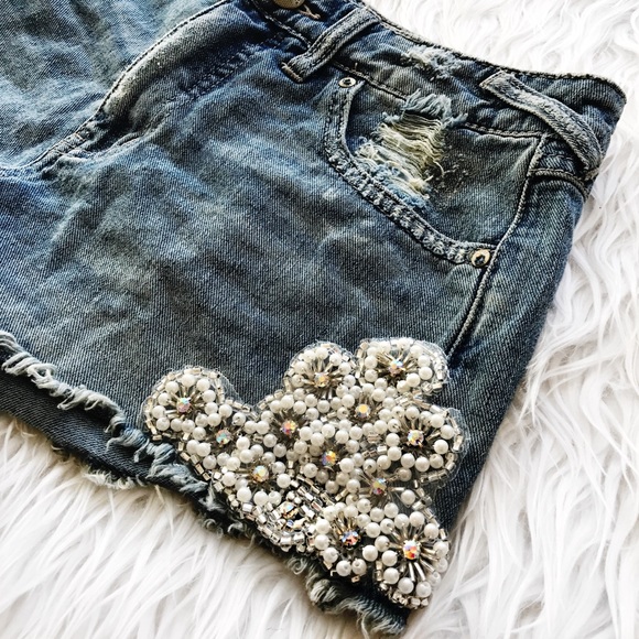 • Free People • Jewel Shorts - Picture 4 of 4