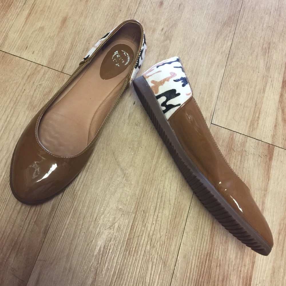 Bata patent flats with calf hair 7 like new