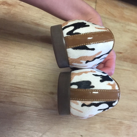 Bata patent flats with calf hair 7 like new - Picture 2 of 4