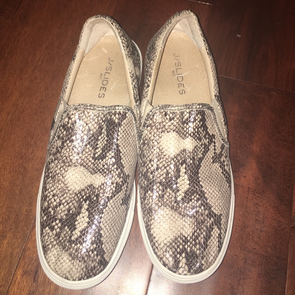 LF snakeskin slip-ons