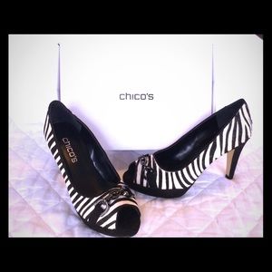 Beautiful Black and White Zebra Hair Pumps (NWT)