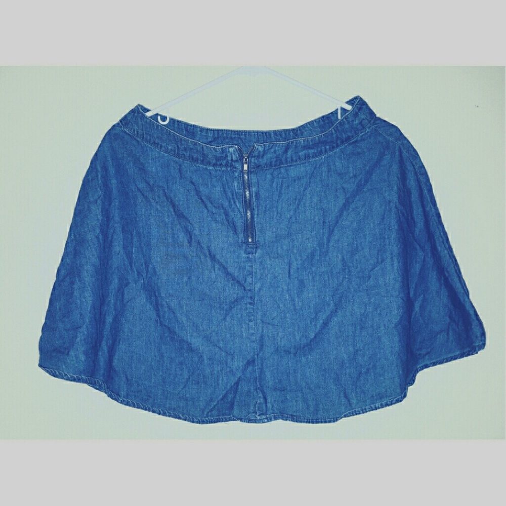 NWOT Forever 21 Denim Mini Skirt