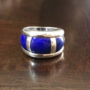 EUC Sterling Silver & Blue Lapis Ring!