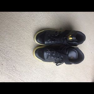 Men's Adidas Mid-Top Forum Sneakers