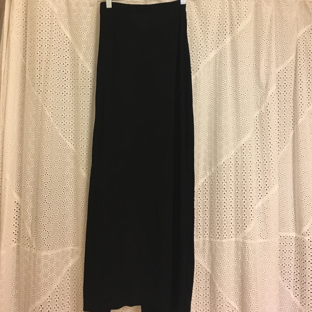 // Black Maxi Skirt //
