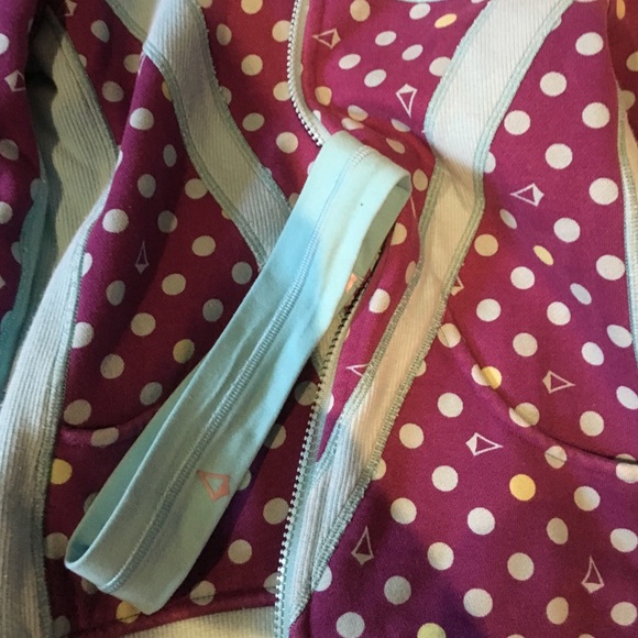 Ivivva sweatshirt and matching headband - Picture 3 of 4