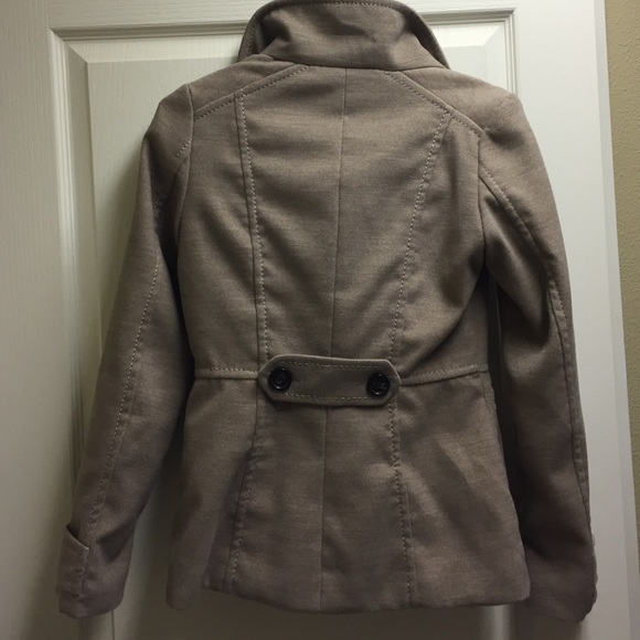 Tan H&M light tan pea coat - Picture 3 of 6