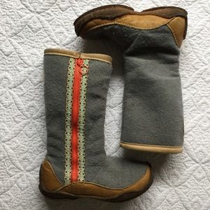 Sorel Wool Boots with Rubber Soles