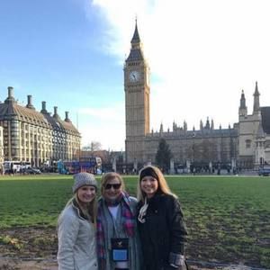 Meet your Posher, Melanie