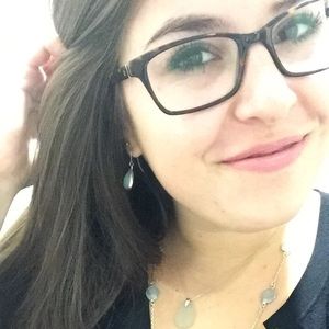 Meet your Posher, Sierra