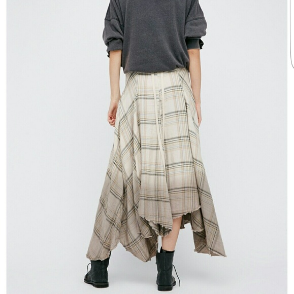 *SOLD*Dipped in dreams maxi *SOLD OUT* - Picture 2 of 4