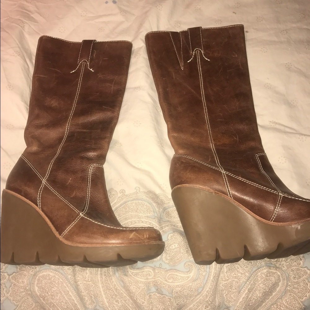 Michael Kors calf boot. saddle leather wedge 7M