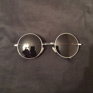 Brand New Circle Sunglasses