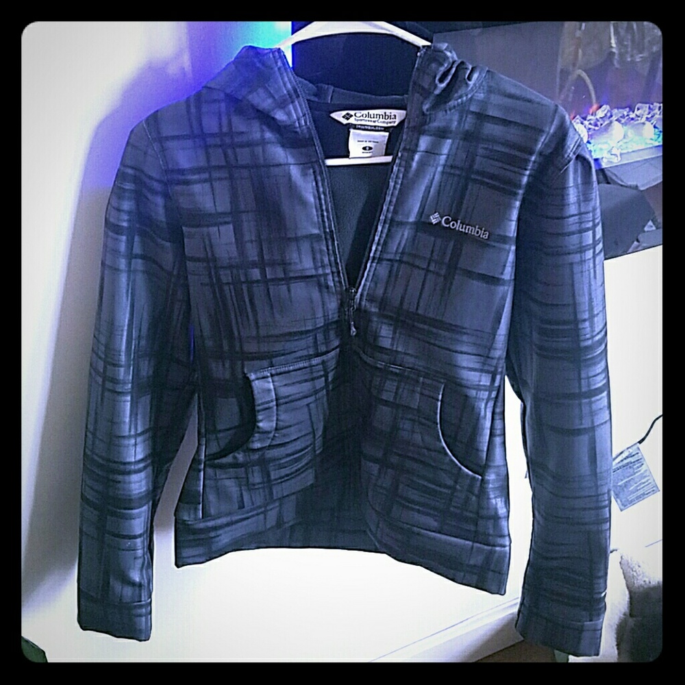 Women's Columbia fitted jacket