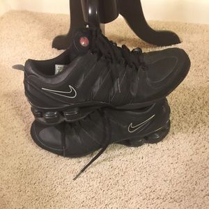 Women's black Nike Shox