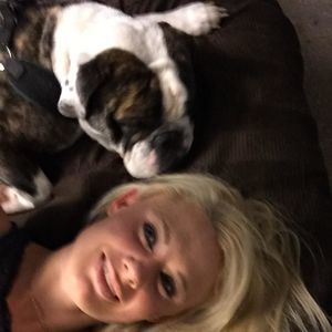 Meet your Posher, Lacey