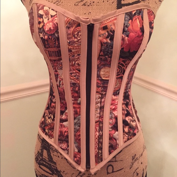 hoss international Tops - Corset