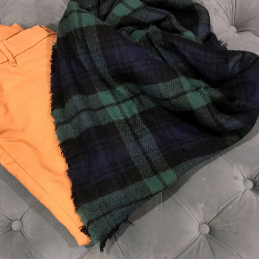 Gorgeous Navy/Forest Green Blanket Scarf.