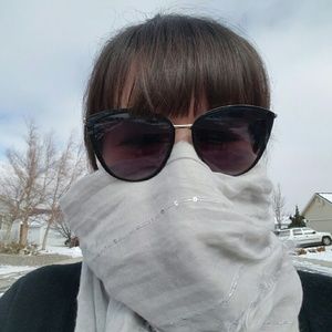 Meet your Posher, Desiree